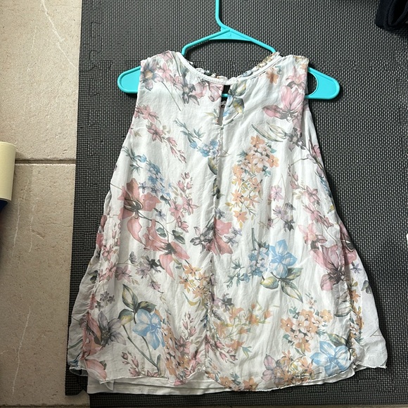 Women silk tank top size M - Picture 2 of 4